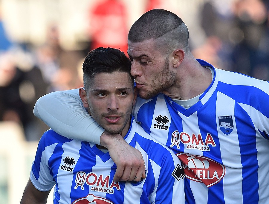 关于克罗托内在主场告负，保级形势堪忧的信息