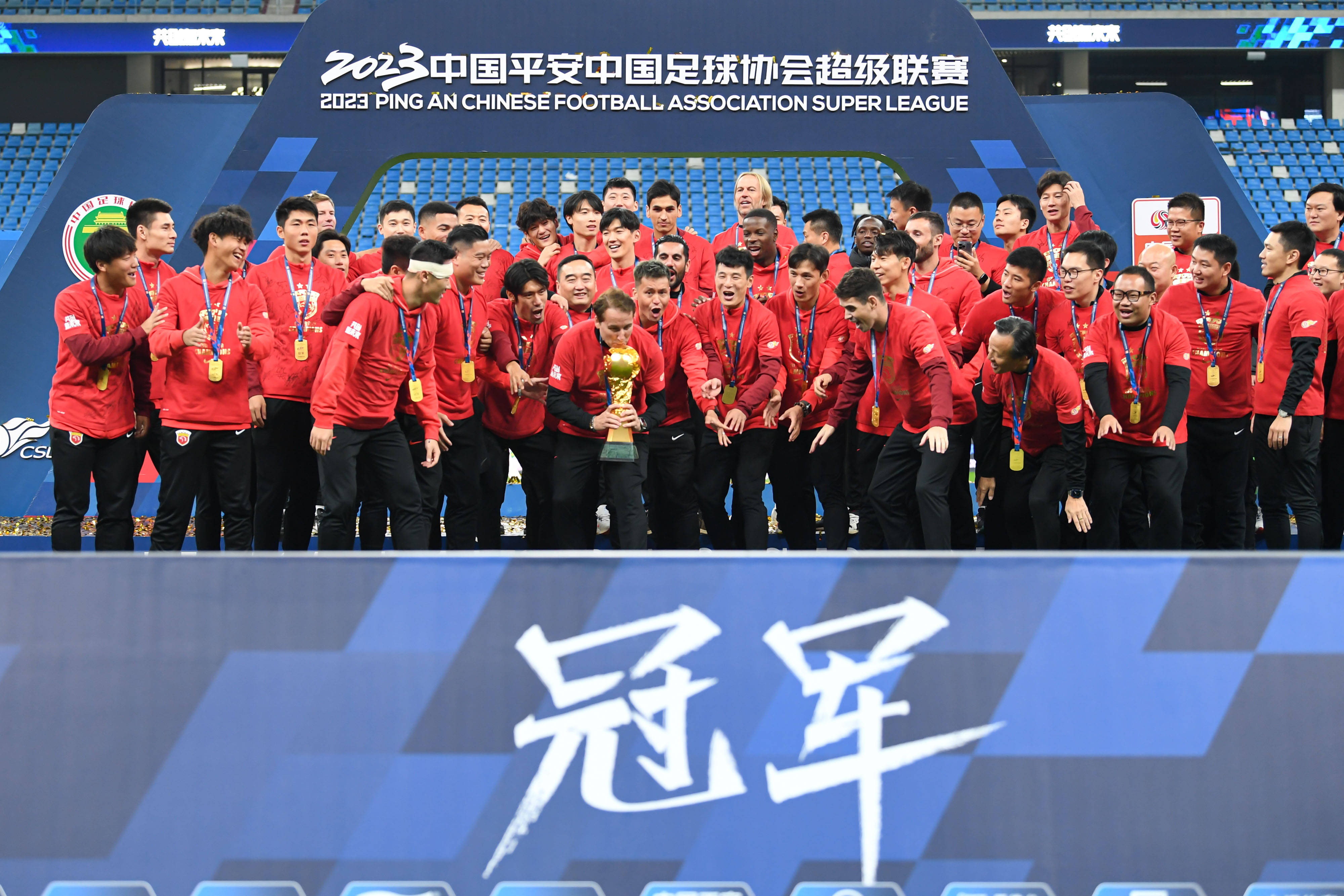 上海上港迎来连胜，状态正佳称霸亚洲赛场的简单介绍