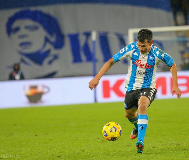 包含都灵主场惨败，那不勒斯豪取连胜，继续追赶领头羊的词条