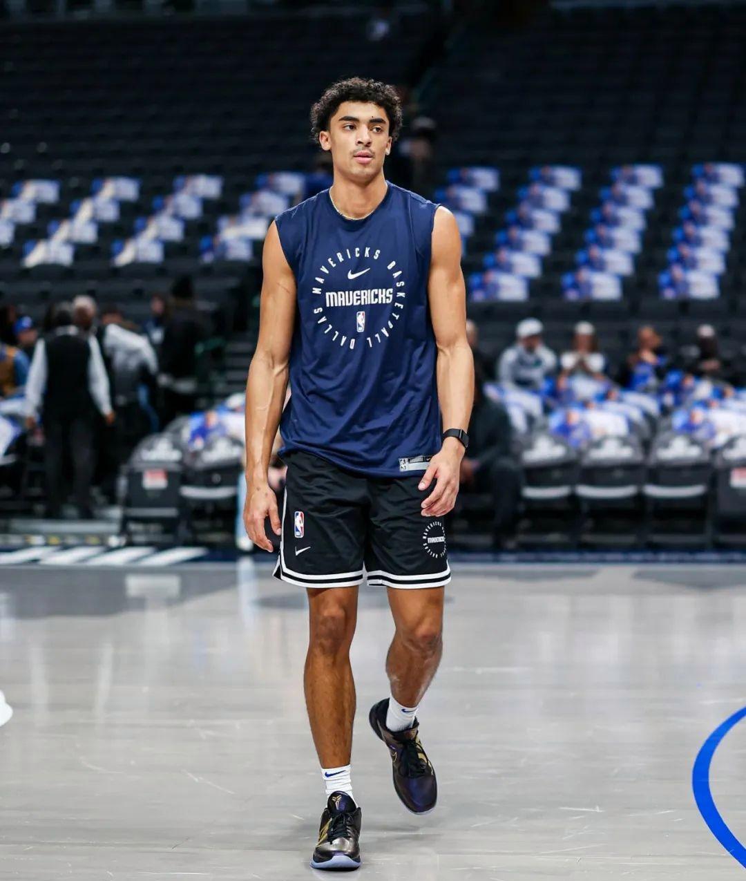 塔图姆爆发新星，状态爆棚刷新纪录，独行侠球队迎来希望！的简单介绍