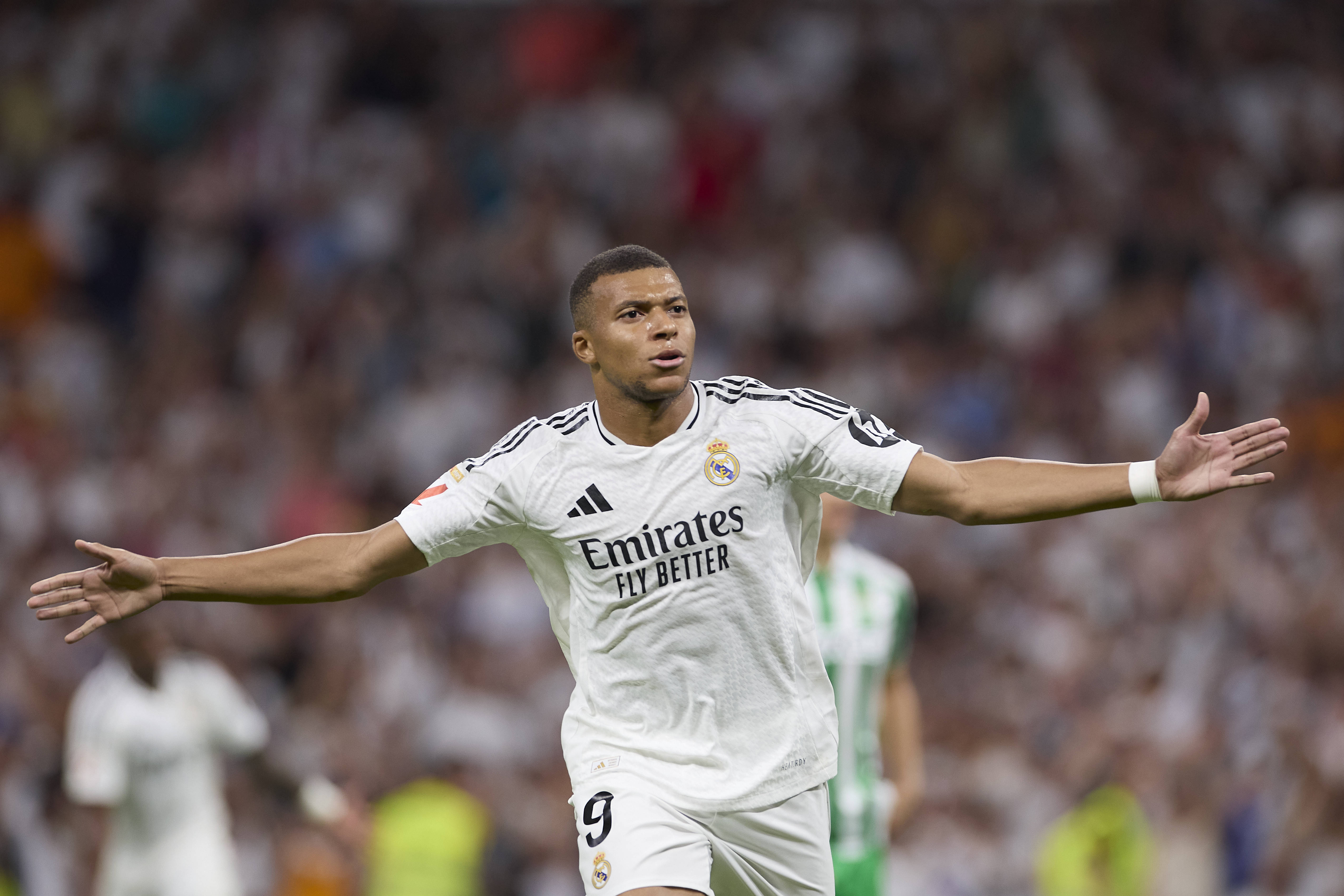 关于姆巴佩连续五场比赛得分超过挺进下一轮，G2挑战极限！的信息